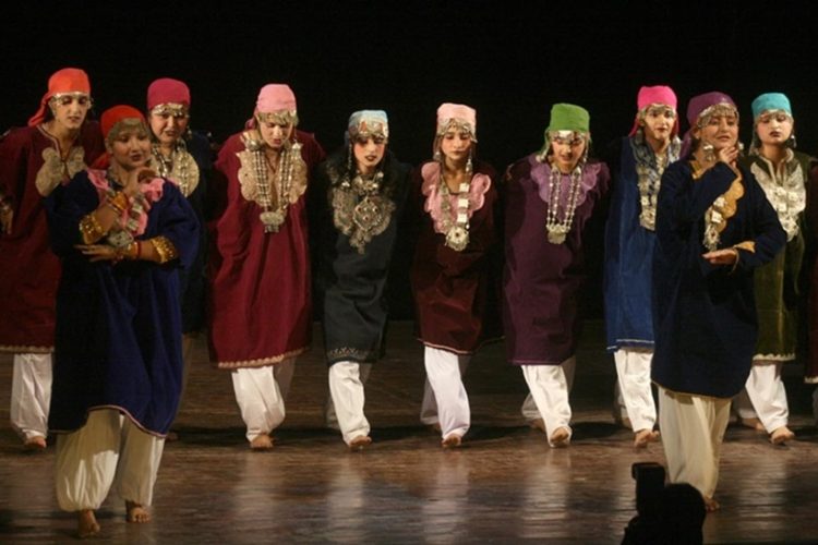 Rouf, Wanwun and Chakri: The Sounds and Movements of Kashmiri Tradition